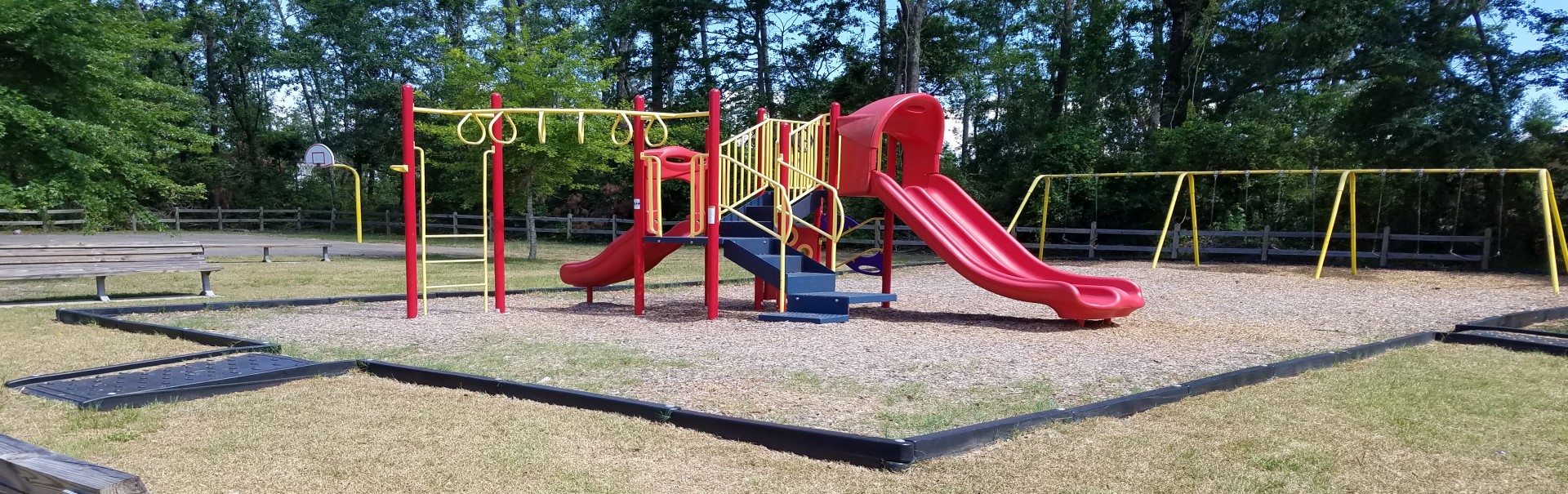 Roesdale Park Playground Equipment